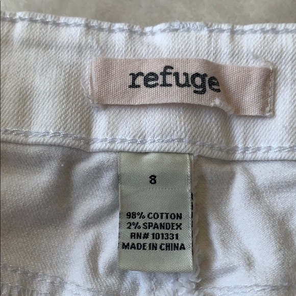 Shorts - Picture 3 of 3